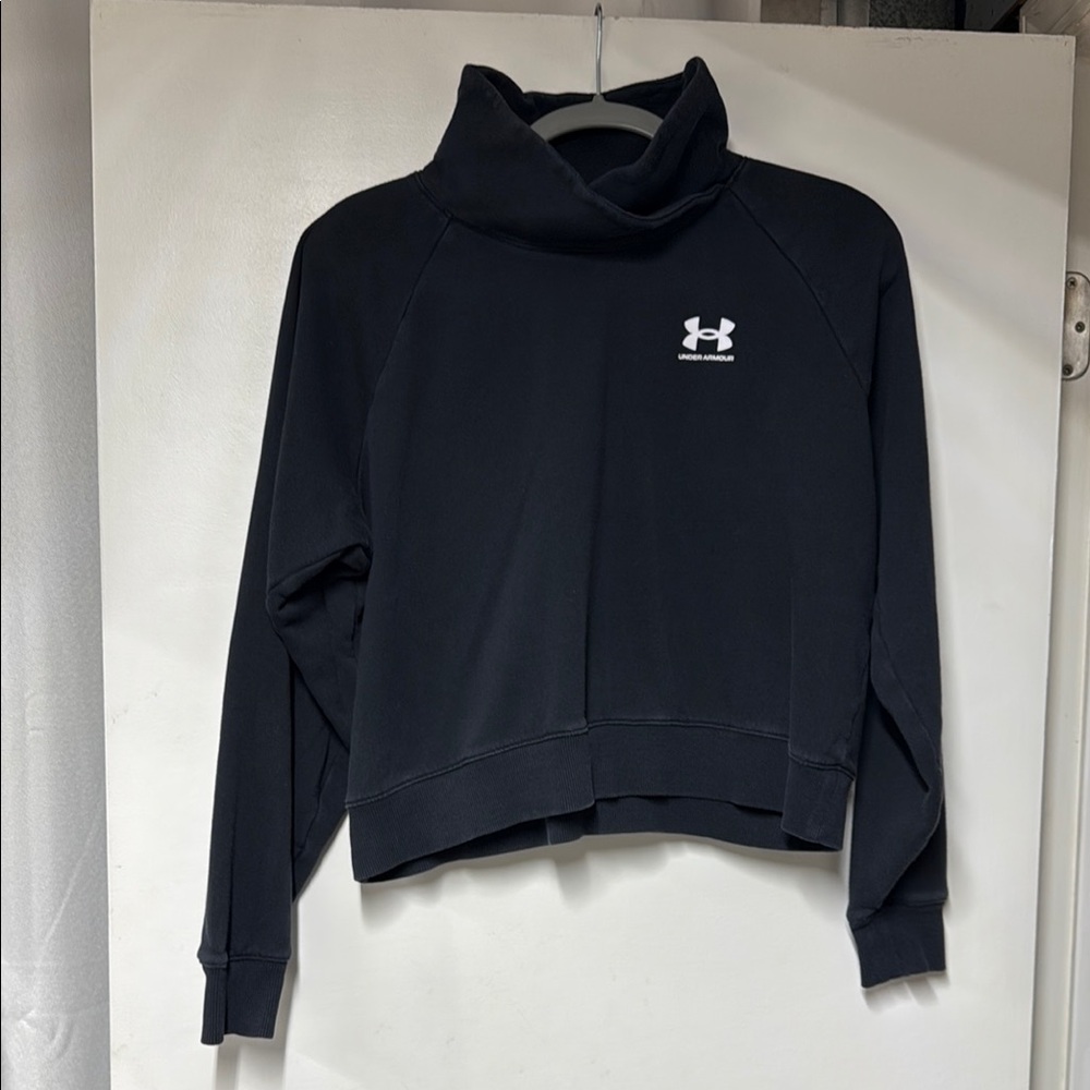 Under Armour Black Relaxed Long Sleeve Sweatshirt